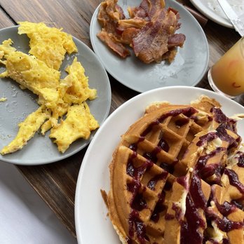 Bar Solita - Berry Waffles with Bacon and Eggs - Wine Bars Near Me - Richmond, Virginia