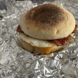 Breakfast sandwich