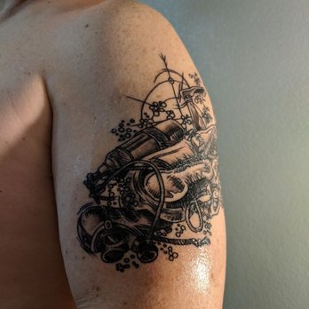 Skinhouse Studio - Tattoo Near Me - Longmont, Colorado