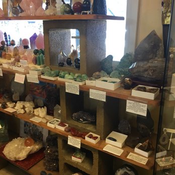 Crystals & Gems Gallery - Jewelry Near Me - Hanalei, Hawaii