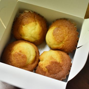Uncle Tetsu's Japanese Cheesecake - Pacific Mall - Bakeries Near Me - Markham, Ontario