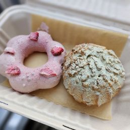 Matcha Cream Puff