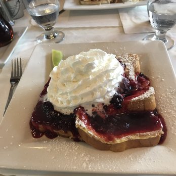 Crown Bistro - Berry French toast - Breakfast & Brunch Near Me - Coronado, California