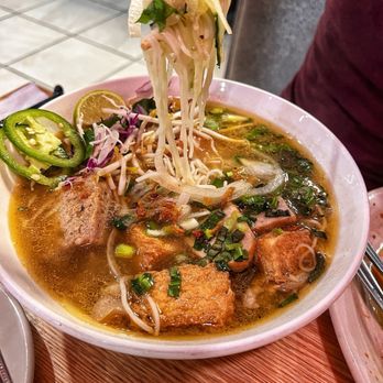Saigon 512 - Bun Rieu - Vietnamese Near Me - Round Rock, Texas Saigon 512 - Bun Rieu - Vietnamese Near Me - Round Rock, Texas