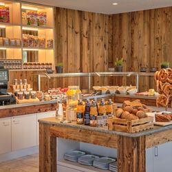 Explorer Hotel Berchtesgaden - Breakfast buffet
