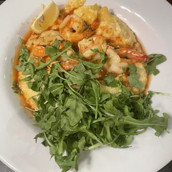 Hamiltons' At First and Main - Shrimp and grits - New American Near Me - Charlottesville, Virginia