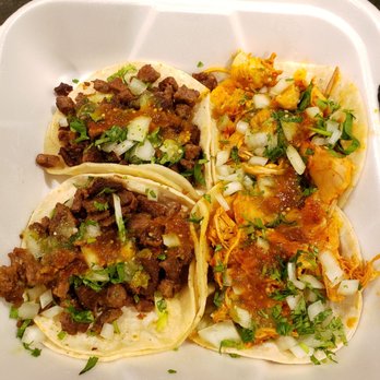 Taqueria Los Toritos - Chicken and carne asada tacos.... look good but don't taste as good as they look and also not warm - Food Trucks Near Me - Battle Ground, Washington Taqueria Los Toritos - Chicken and carne asada tacos.... look good but don't taste as good as they look and also not warm - Food Trucks Near Me - Battle Ground, Washington
