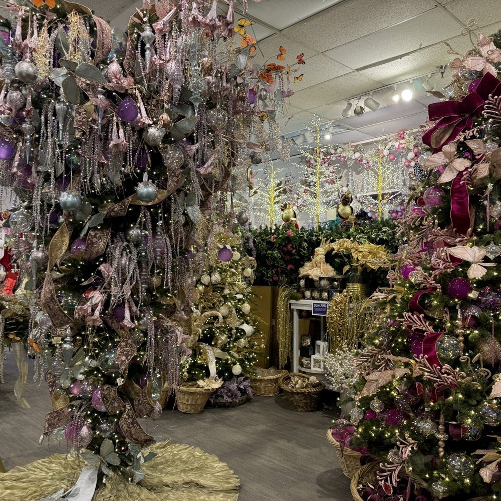 Aldik Home - Flowers & Gifts Near Me - Van Nuys, California Aldik Home - Flowers & Gifts Near Me - Van Nuys, California