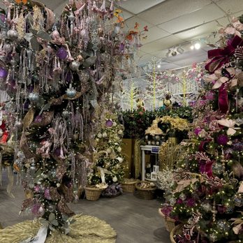 Aldik Home - Flowers & Gifts Near Me - Van Nuys, California