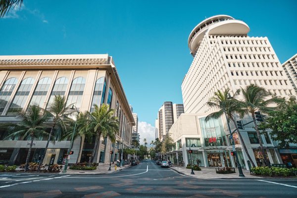 Waikiki Shopping Plaza by null