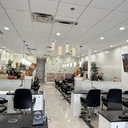 NiNi Nails Salon