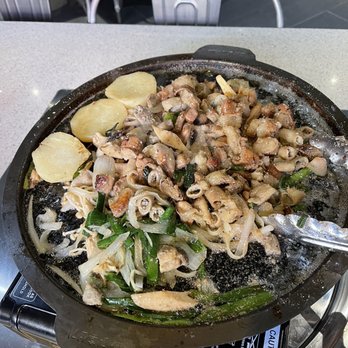 Don Blanc - DonBlanc Combo (Gopchang, daechang, makchang) - Medium - Korean Near Me - Oakland, California
