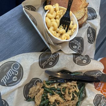 The Stand - American Classics Redefined - Mac N' Cheese Red Ginger Green Beans - New American Near Me - Encino, California