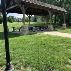 Garrett Park - Picnic area