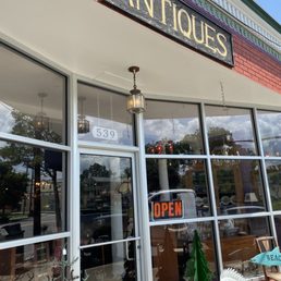 Exterior photo of Michael Moore Antiques - Wilmington, North Carolina Exterior photo of Michael Moore Antiques - Wilmington, North Carolina