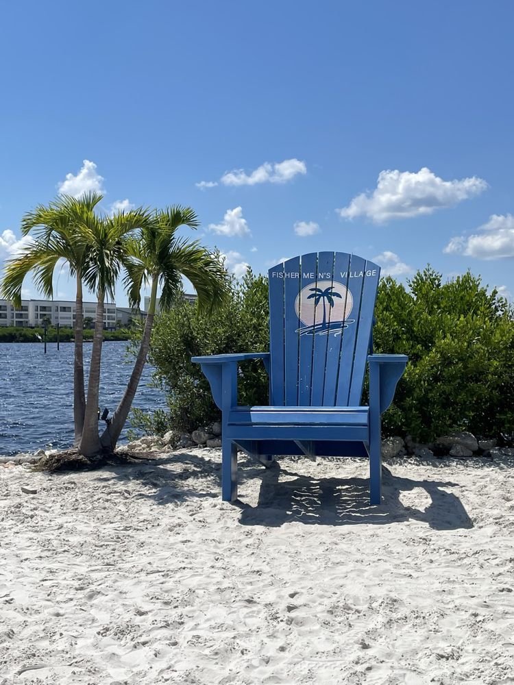 Sunset Beach Club