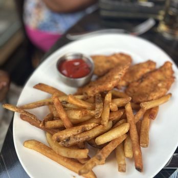 Char Steakhouse - Chicken Fingers fries - Steakhouses Near Me - Raritan, New Jersey