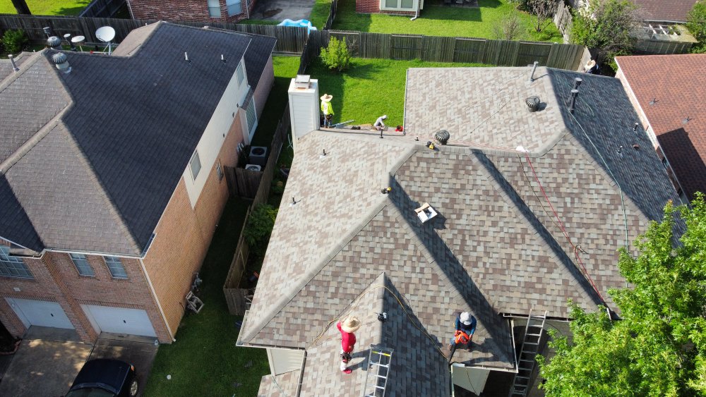 Slide of Aragon Roofing & Restoration