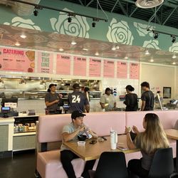 Fresh Kitchen - Inside