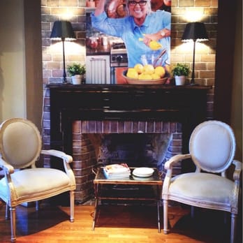 Paula Deen Store - Kitchen & Bath Near Me - Savannah, Georgia