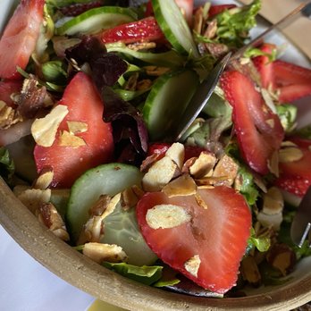 Lechon - Strawberry salad - Tapas Bars Near Me - Portland, Oregon Lechon - Strawberry salad - Tapas Bars Near Me - Portland, Oregon
