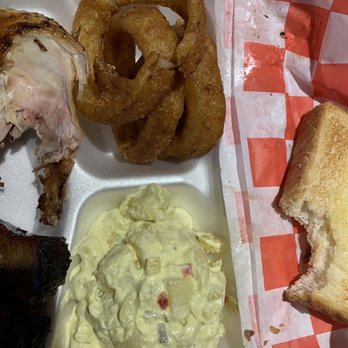 Big Mike’s - potato salad & onion rings (my sides) - Barbeque Near Me - Vicksburg, Mississippi