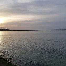 Phare du Tréhic - Vue du phare du Tréhic au loin