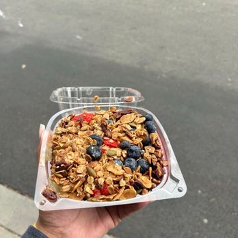 Metropolis Bakery And Cafe - Acai bowl - Bakeries Near Me - Pasadena, California Metropolis Bakery And Cafe - Acai bowl - Bakeries Near Me - Pasadena, California