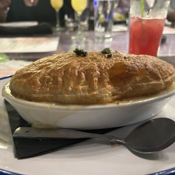Bloom Botanical Bistro - Veggie Pot Pie - New American Near Me - Queens, New York Bloom Botanical Bistro - Veggie Pot Pie - New American Near Me - Queens, New York