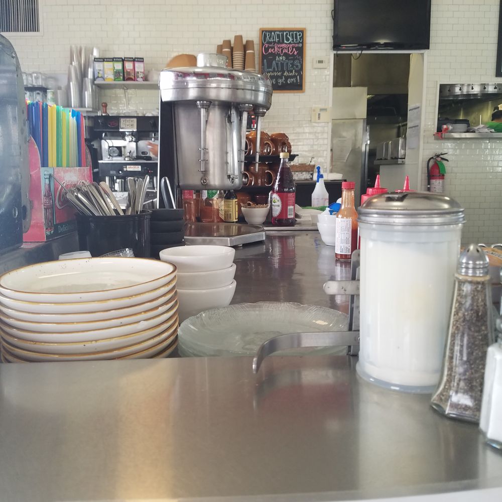 101 Cafe - American Near Me - Oceanside, California