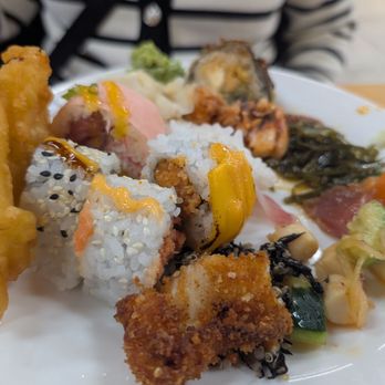 Hiyaku Buffet - Sorry I took a bite before i took this picture - Buffets Near Me - Beaverton, Oregon
