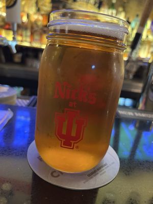 Nick's English Hut by null