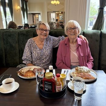 Hawaiian Restaurant 1933 - Breakfast & Brunch Near Me - Boulder City, Nevada