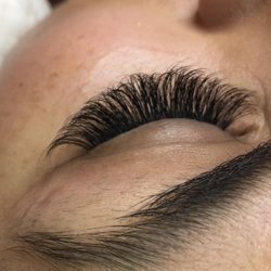 Deseo Skin - After - Volume Lashes