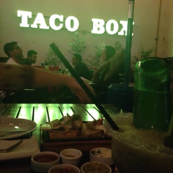Taco Box - Menú botana con margarita - Mexican Near Me - Buenos Aires, C