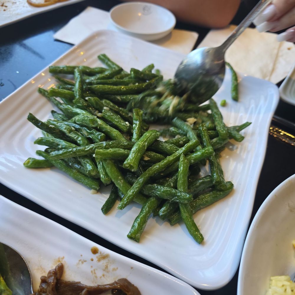 Thumbling - Garlic string beans. Really good. - Shanghainese Near Me - West Covina, California Thumbling - Garlic string beans. Really good. - Shanghainese Near Me - West Covina, California