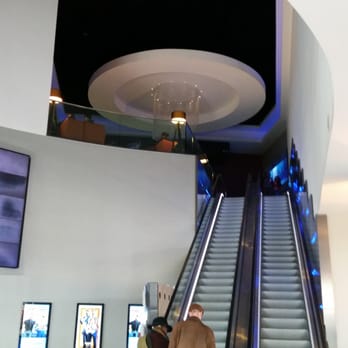 Vue Cinema - Escalators - Cinema Near Me - Stratford, XGL