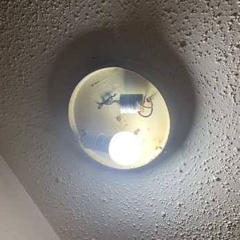 Travelodge by Wyndham Silver Spring - Light in bathroom - Hotels Near Me - Silver Spring, Maryland Travelodge by Wyndham Silver Spring - Light in bathroom - Hotels Near Me - Silver Spring, Maryland