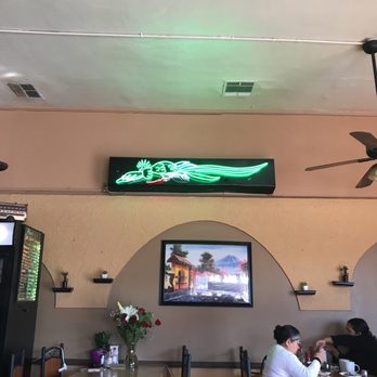 Casa Chapina Restaurant - Picture of the national bird "El Quetzal " - Latin American Near Me - Los Angeles, California Casa Chapina Restaurant - Picture of the national bird "El Quetzal " - Latin American Near Me - Los Angeles, California