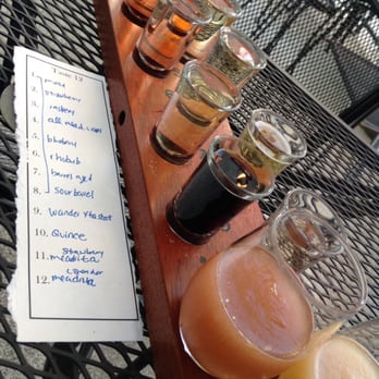 Honeymoon Mead - Meaderies Near Me - Bellingham, Washington Honeymoon Mead - Meaderies Near Me - Bellingham, Washington