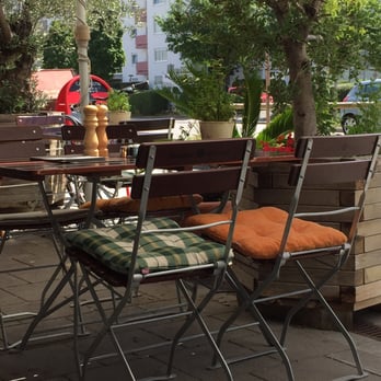 Chicco - Einfach schön mit Grūn und Schatten - Cocktail Bars Near Me - Germering, BY Chicco - Einfach schön mit Grūn und Schatten - Cocktail Bars Near Me - Germering, BY