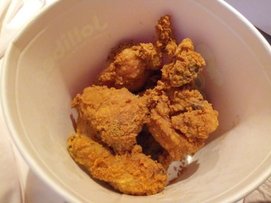 Jollibee Earl's Court by null