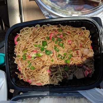 Zippy's Nimitz - Fried noodles - Diners Near Me - Honolulu, Hawaii Zippy's Nimitz - Fried noodles - Diners Near Me - Honolulu, Hawaii