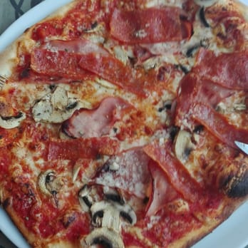 Pizza-Service Capri - Italian Near Me - Daisendorf, BW Pizza-Service Capri - Italian Near Me - Daisendorf, BW