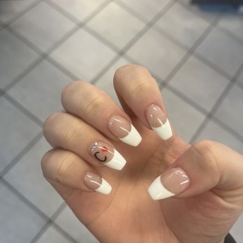 Bubbly Nails - Nail Salons Near Me - Fort Mill, South Carolina