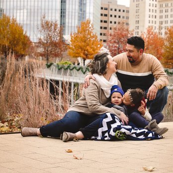 Jolie Salon and Studio - Fall Family Photo Shoot - Session Photography Near Me - Norman, Oklahoma