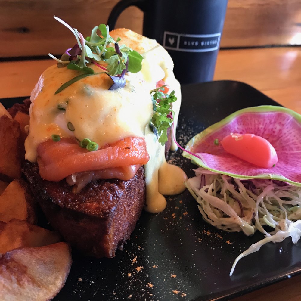 Blvd Bistro - Breakfast & Brunch Near Me - North Vancouver, British Columbia