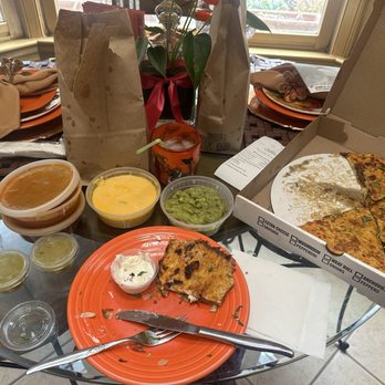 Los Chamacos Mexican Restaurant - Mexican Near Me - Arlington, Virginia