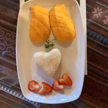 Thai-rrific - Mango sticky rice - Thai Near Me - San Luis Obispo, California Thai-rrific - Mango sticky rice - Thai Near Me - San Luis Obispo, California