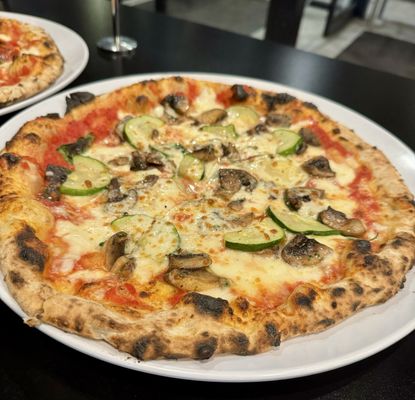 Crust Pizzeria Napoletana Vienna (Vera Pizza certified Pizzeria) by null